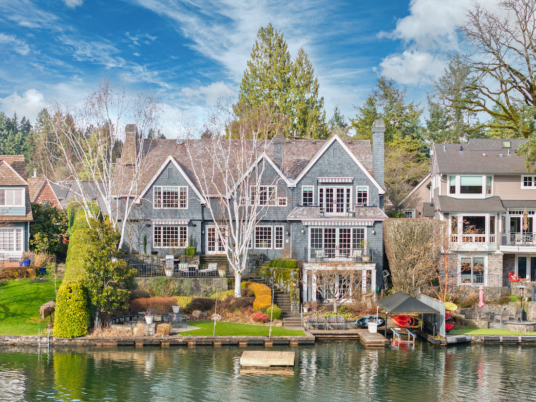 Traditional Lake Oswego Estate on the Cover of LHM Portland | Oregon ...