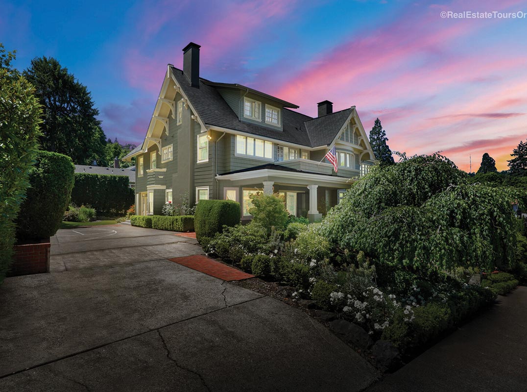 Grand Portland Heights Masterpiece by Architect John Bennes