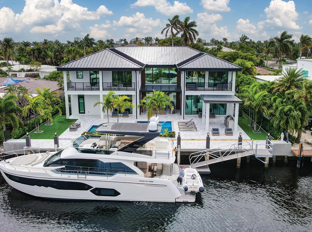 Ultimate Yachtsman's Amenities with 100ft Deepwater