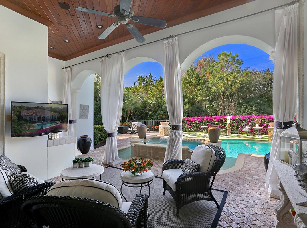 Stunning Interior and Tropical Living Areas with Views of the Golf Course