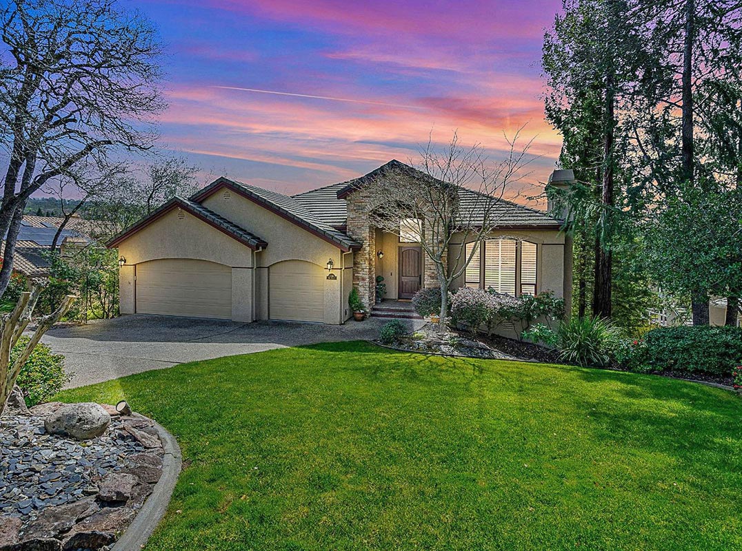 Beautiful Remodeled Custom Home In Sterlingshire 
