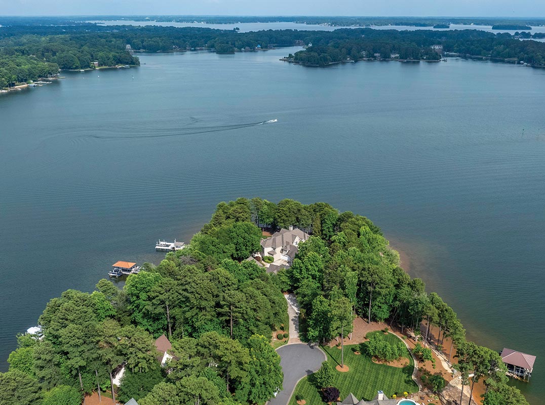 Magnificent Lake Norman Waterfront Home
